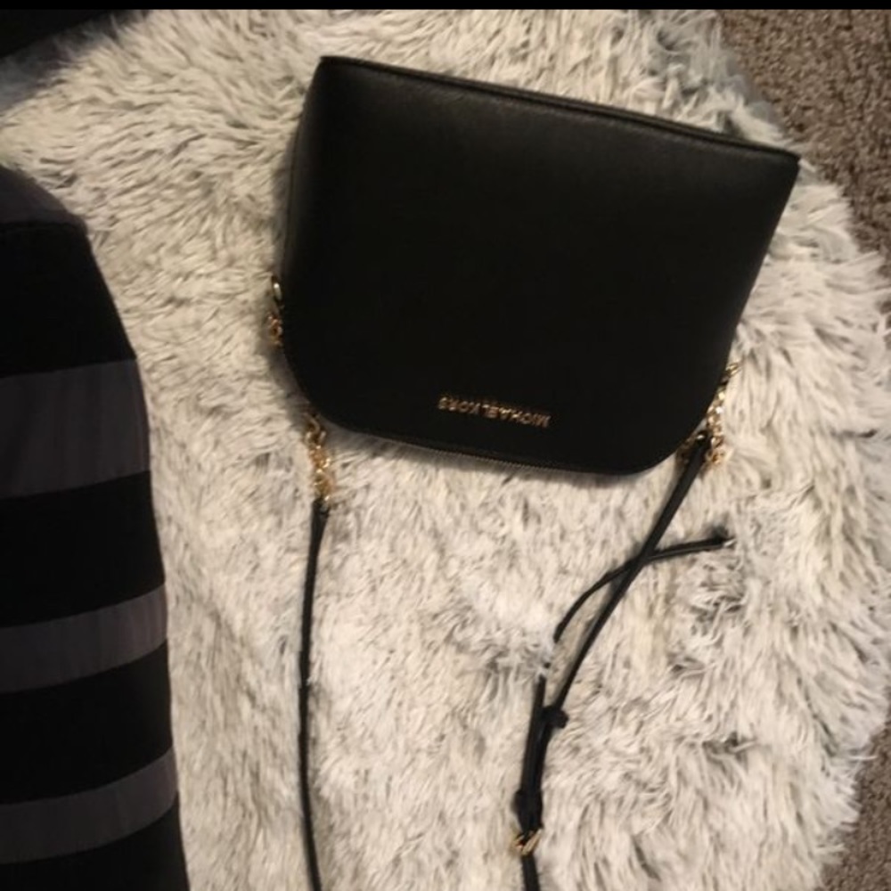 Michael Kor’s Cindy Crossbody Bag